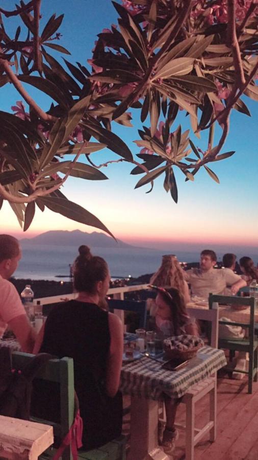 Готель Dimitri Ada Evi & Restaurant Gokceada Екстер'єр фото